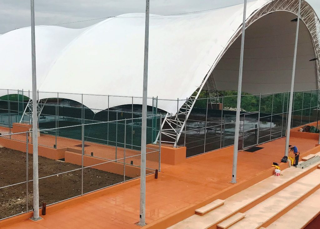 Rafa Nadal Tennis Centre has 8 clay tennis courts